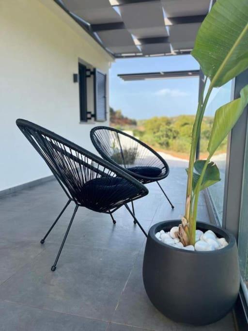 Ek Ornelakis, Luxury Country House With Jacuzzi La Canée Extérieur photo